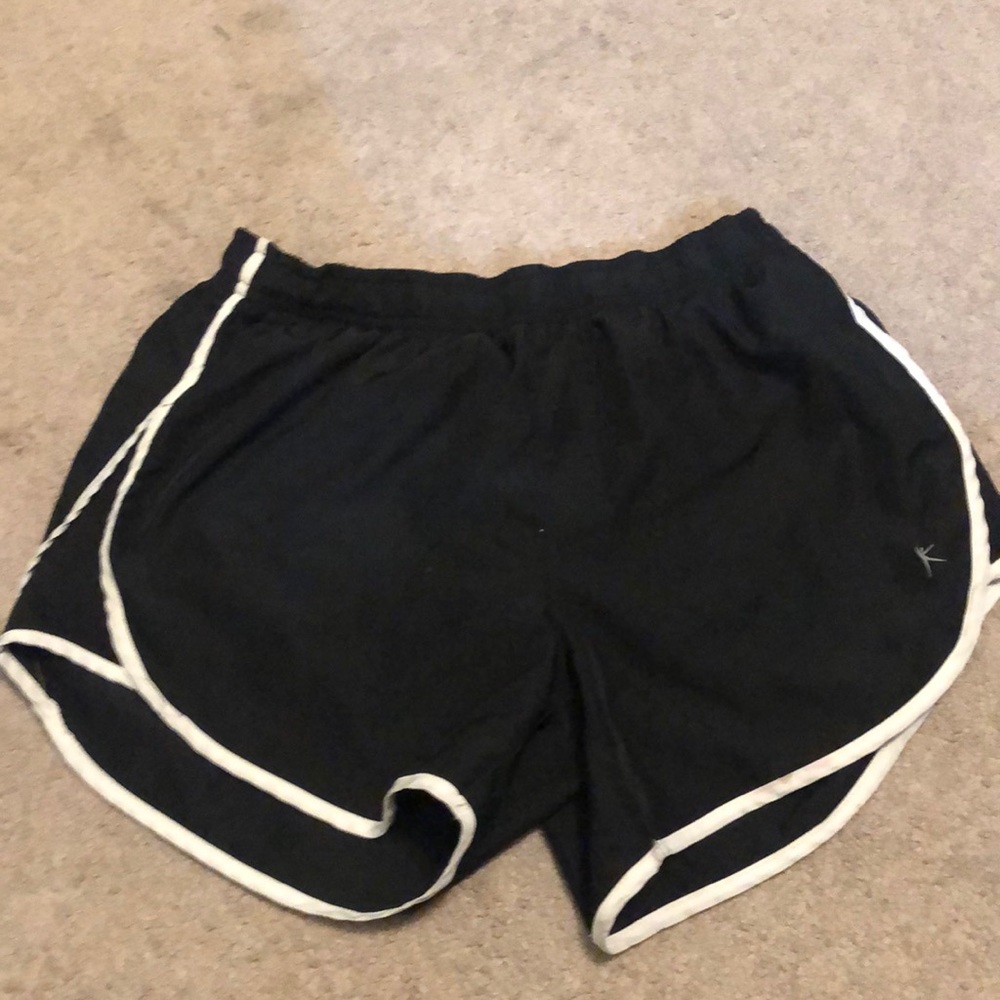black and white workout shorts with tie and inside lining